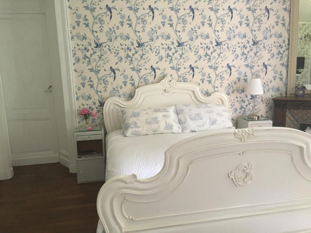 Bed and Breakfast Manoir De L'Epine Saint-Severin Экстерьер фото